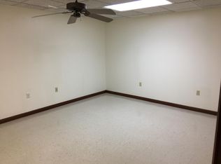 301 Midway Rd APT F, Alum Creek, WV 25003