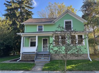 346 Harris St, Kent, OH 44240