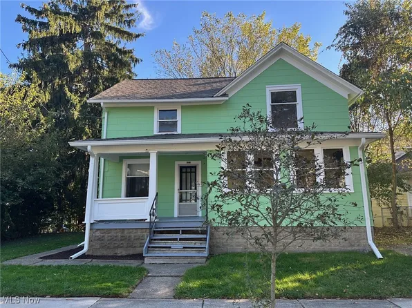 346 Harris St, Kent, OH 44240
