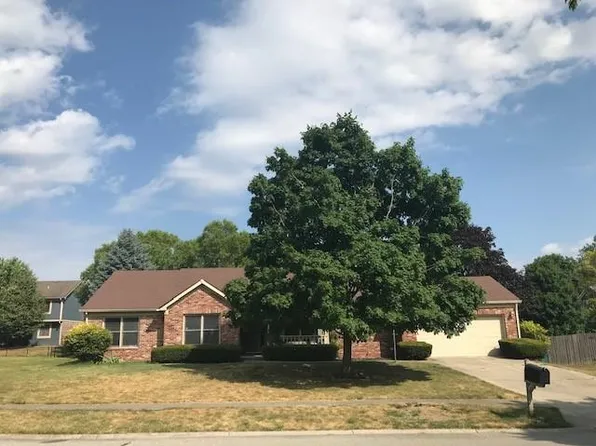 13784 Laredo Dr, Carmel, IN 46032