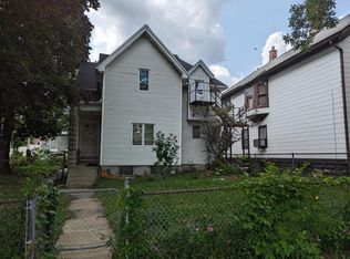 521 N 26th St #523, Milwaukee, WI 53233