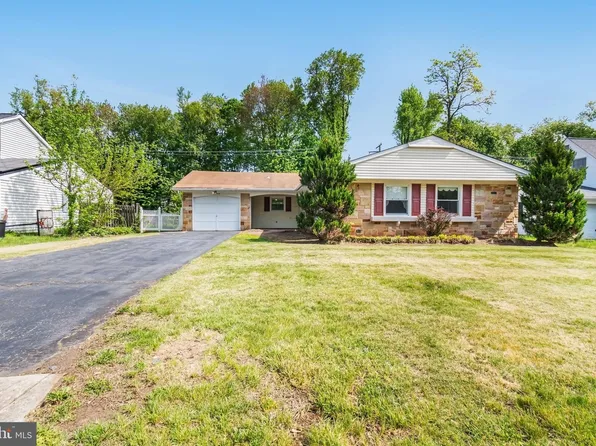 12500 Kensington Ln, Bowie, MD 20715
