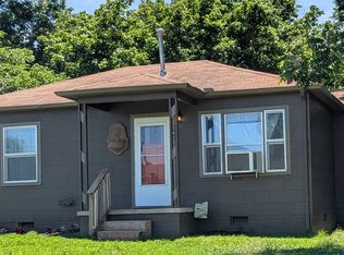 302 W 39th St S, Sand Springs, OK 74063
