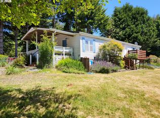 95918 Cape Dr, Brookings, OR 97415