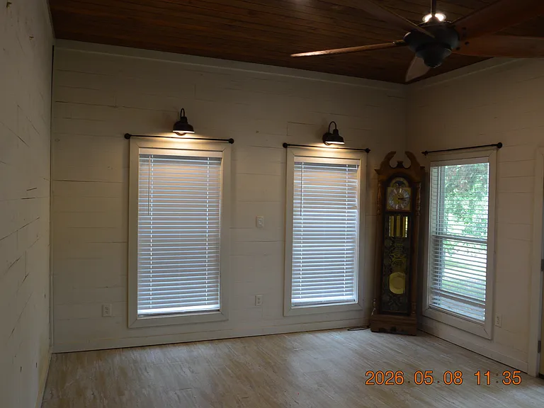 103 Lake Forrest Cv — Photo 9