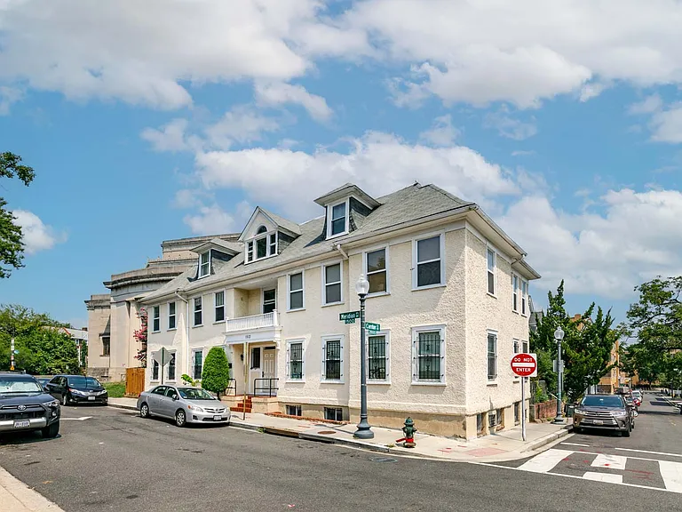 1513 Meridian Pl NW #5 — Photo 8
