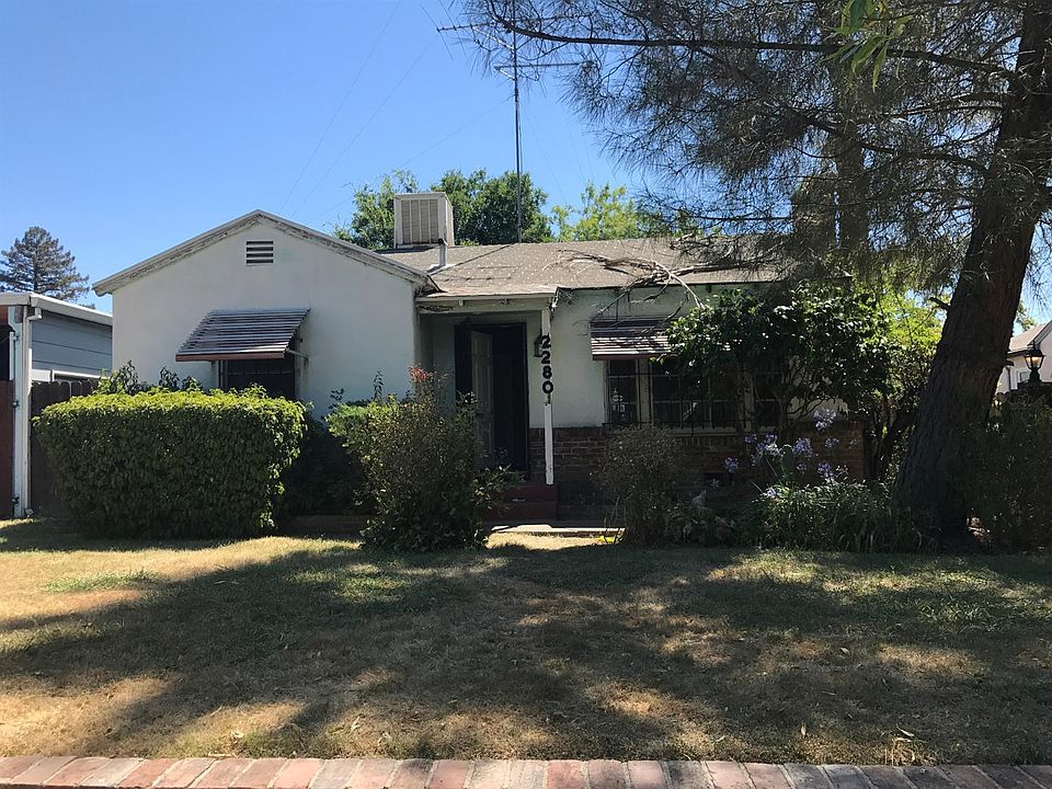 1st image of 2280 Fernley Ave