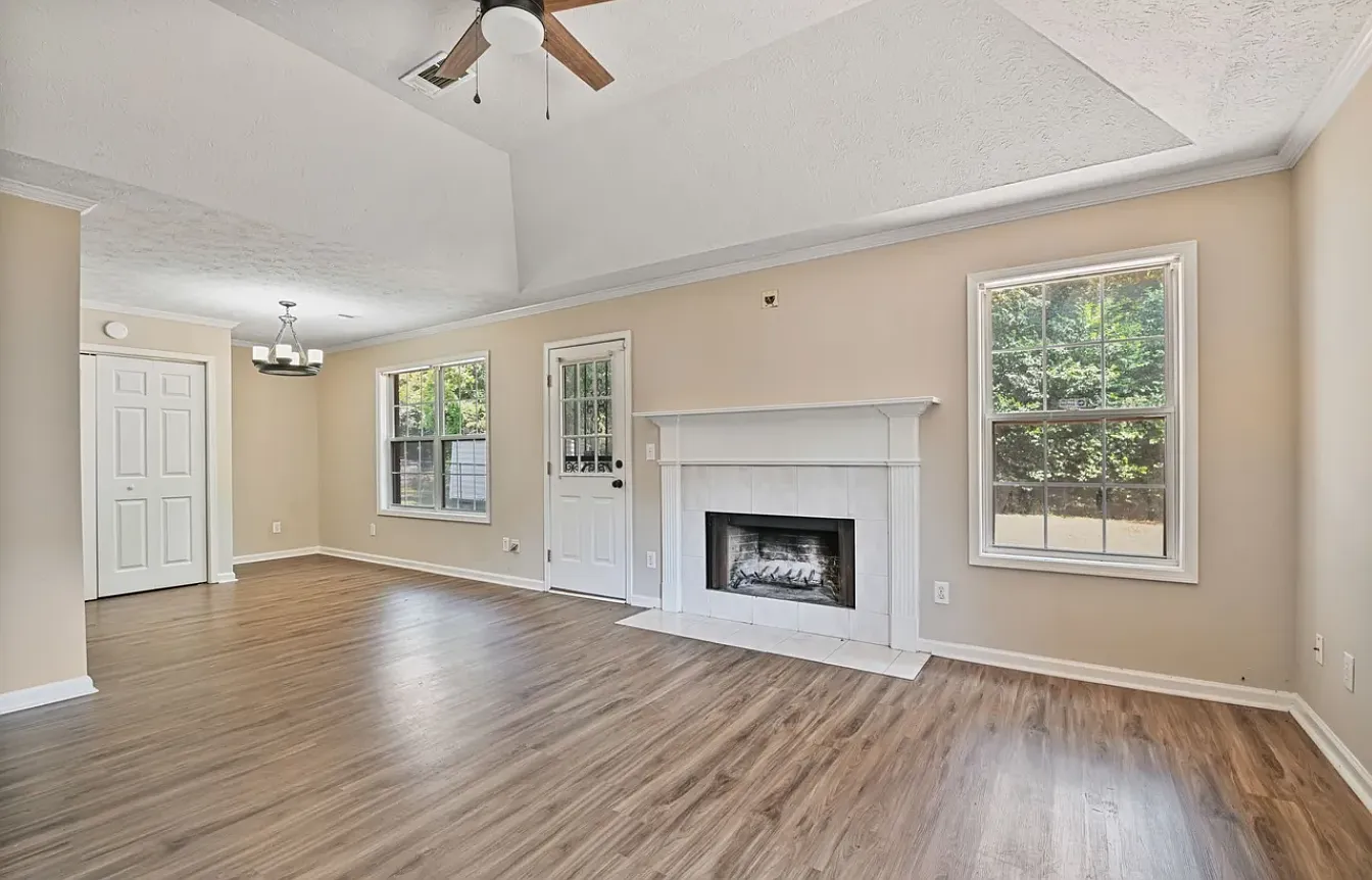 4 bed, 2.0 bath, 1478 sqft, $1,550 — Photo 4