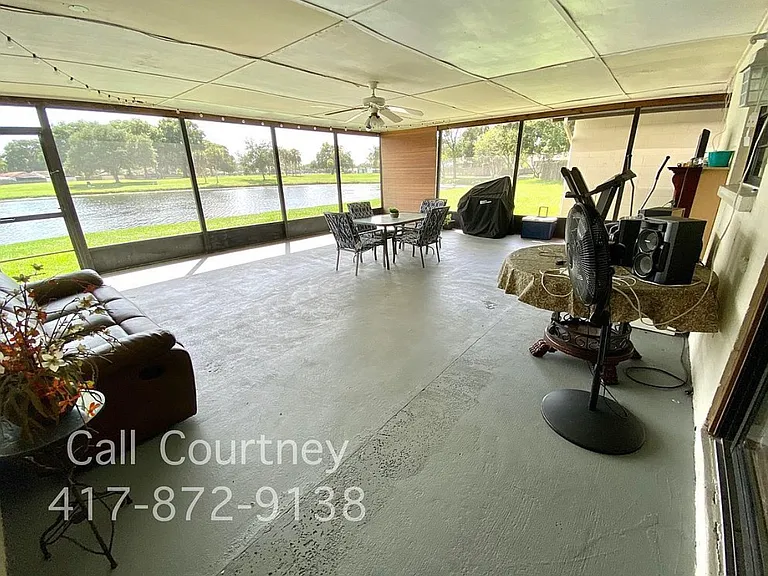 4735 Grove Point Dr — Photo 10
