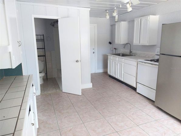 saint-petersburg-florida-46966603 picture