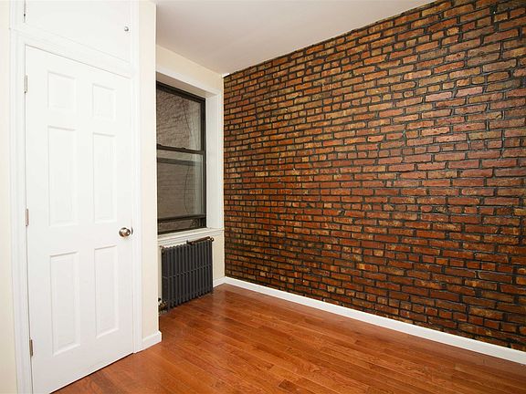 005_1822_George_St_1R-5