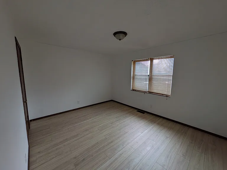 2043 Brentwood Rd — Photo 5