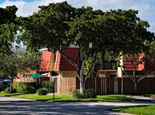 8353 Trent Ct APT C, Boca Raton, FL 33433