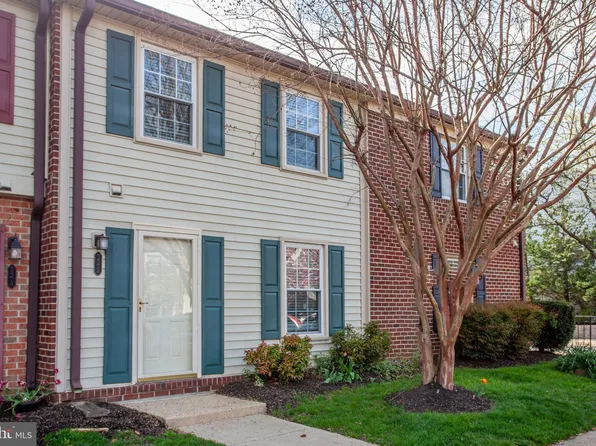 5572 First Statesman Ln #5572, Alexandria, VA 22312