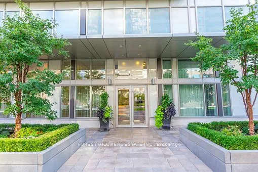 Building Photo - 83 Redpath Ave #1605
