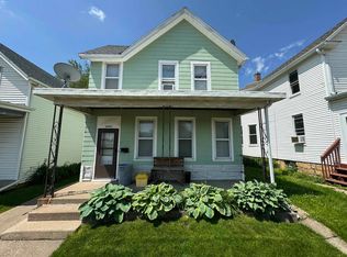 2457 Jackson St, Dubuque, IA 52001