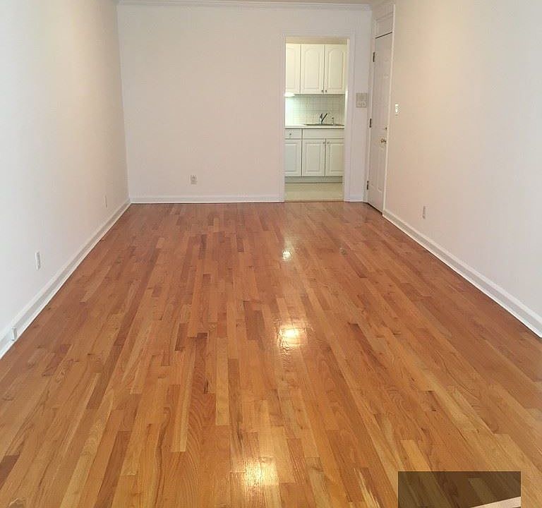 1st image of 3015 49th St #1N