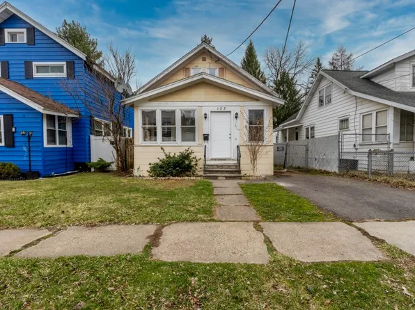 123 Shirley Dr, Syracuse, NY 13207