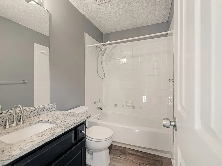 13907 W 150th Ct — Photo 15