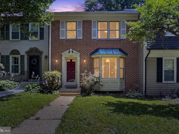5719 Oakshore Ct, Burke, VA 22015