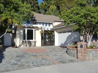 5 Night Star, Irvine, CA 92603