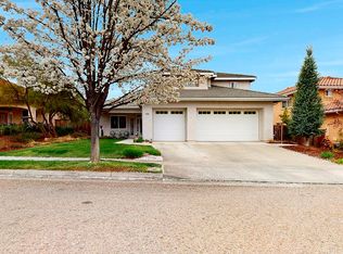 414 Red River Dr, Paso Robles, CA 93446