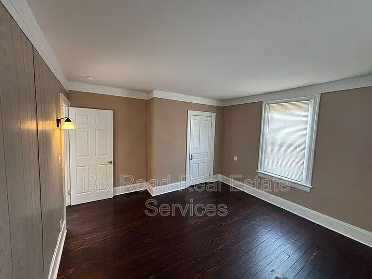 332 Hudson Ave — Photo 29