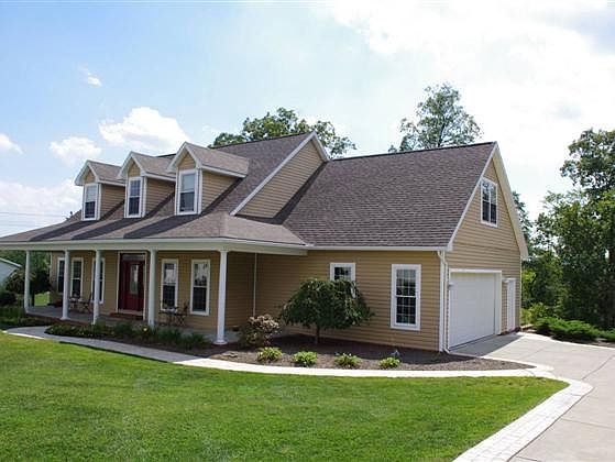1st image of 1400 Blenn Hts