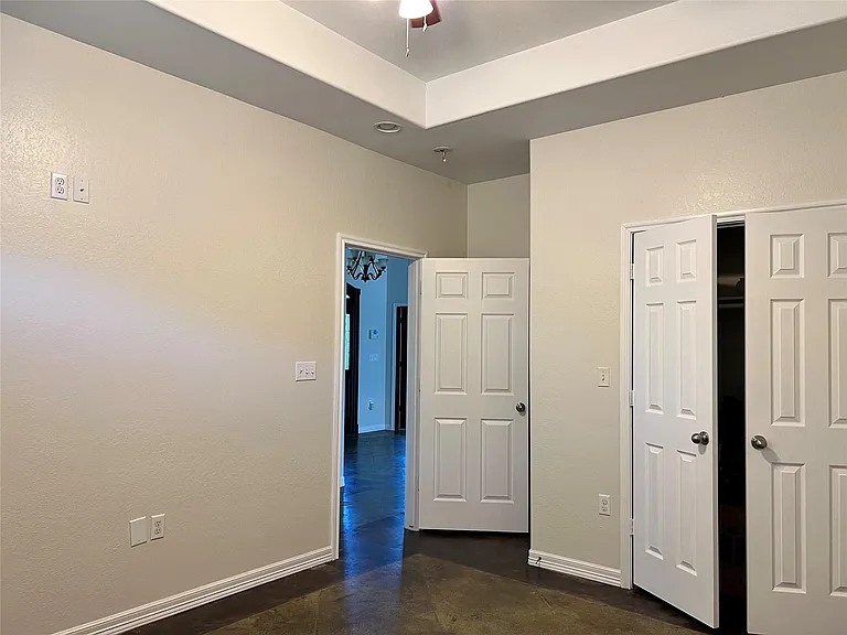 13354 Knollcrest St — Photo 7