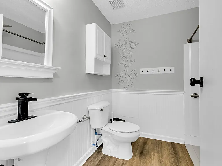 123 Peachtree Dr — Photo 27