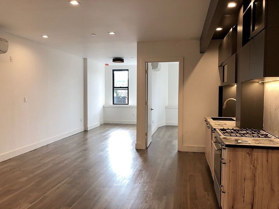 2nd image of 703 Sterling Pl APT 4D