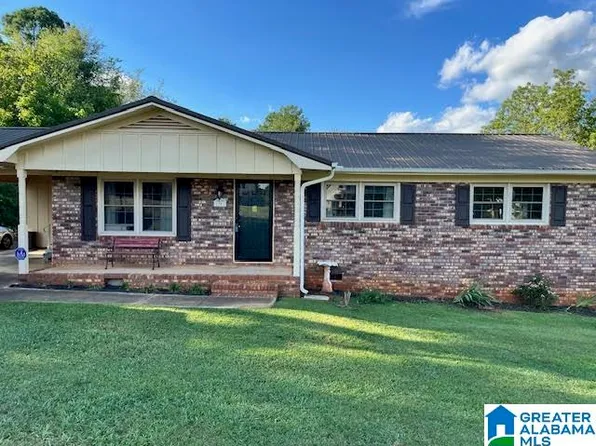 1309 Clairmont Dr, Weaver, AL 36277