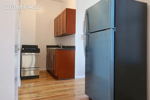 Rented by Compass | media 27