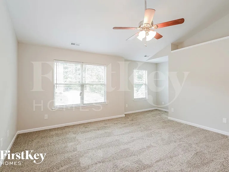 5519 Pinebrook Ln — Photo 6