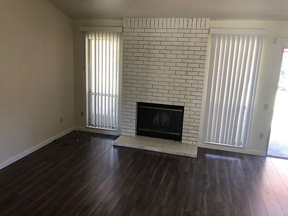 2nd image of 5307 Vichy Cir
