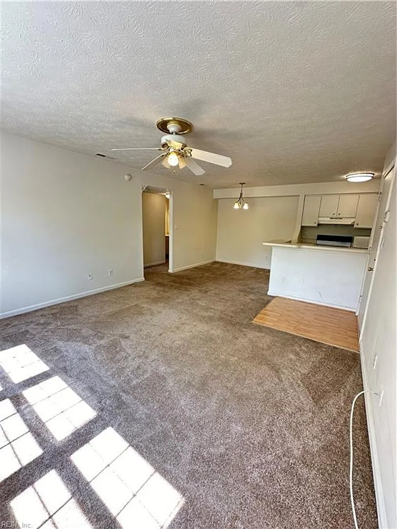 Building Photo - 39 Cape Dorey Dr