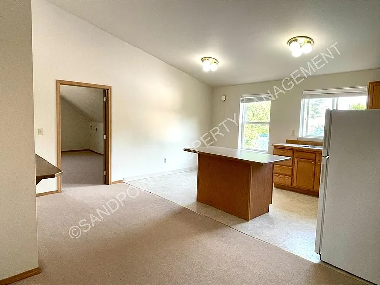 302 S 2nd Ave #9 — Photo 7