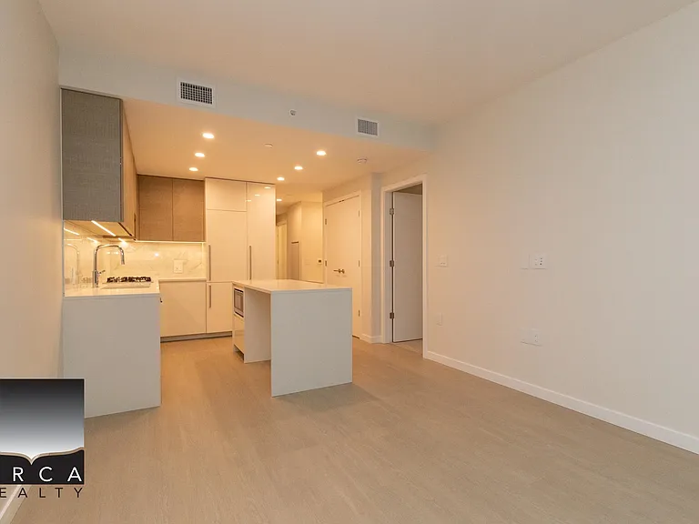 4168 Lougheed Hwy #1804 — Photo 3