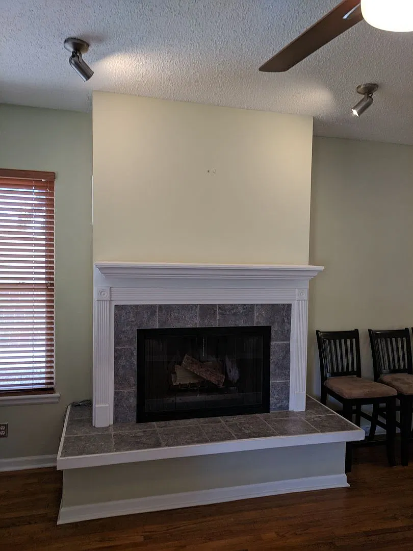 Darling Victorian Home In Desirable Baker Area! Dec. 1st Occupancy! — Photo 3