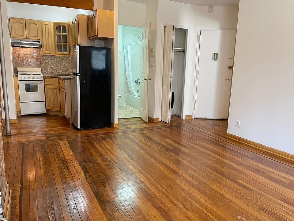 1st image of 2336 2nd Ave #2RB