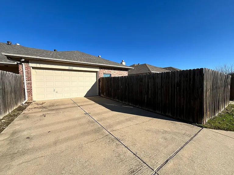 1506 Poinsettia Blvd — Photo 17