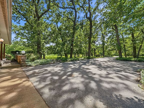 3rd image of 19631 NW Frontage Rd