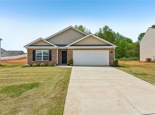 141 Emma Ct, Lexington, NC 27295