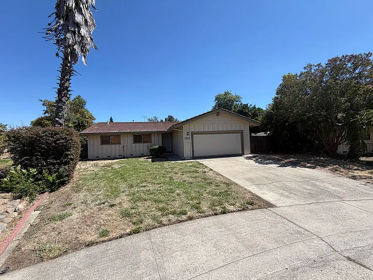 6446 Belgrove Way — Photo 2