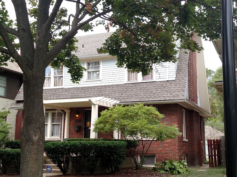 2nd image of 714 Delaware St