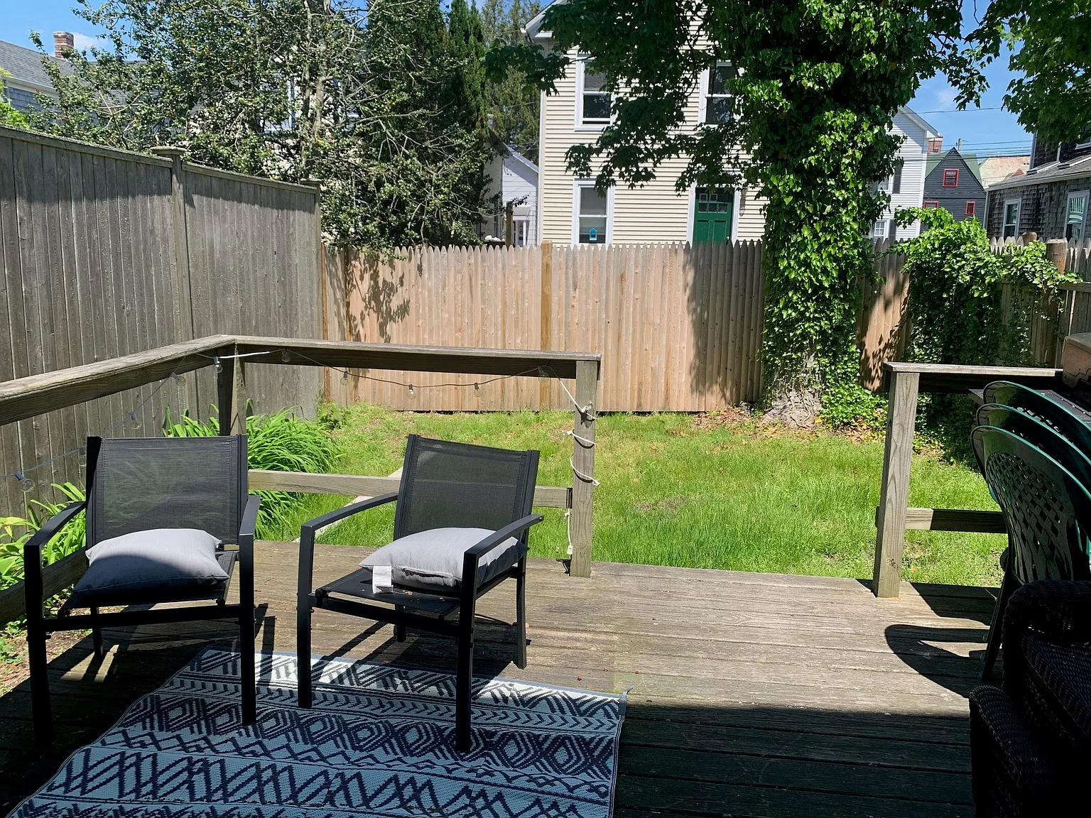 3 bed, 1080 sqft, $2,400 — Photo 3