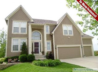 4816 W 157th St, Overland Park, KS 66224