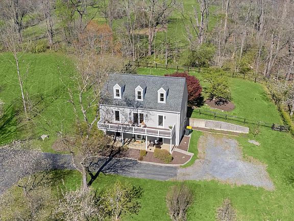 2nd image of 20919 Watermill Rd