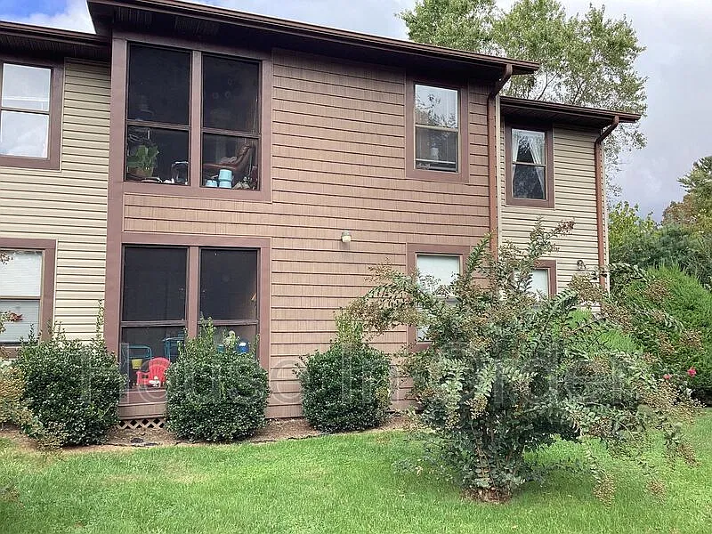2 bed, 2.0 bath, $1,250 — Photo 3