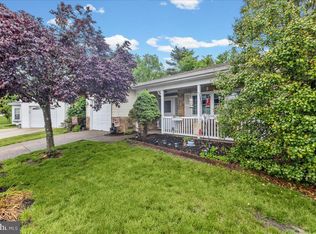 7 Cambridge Ct, Southampton, NJ 08088